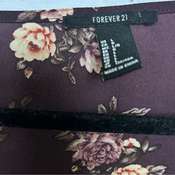 Purple Floral Printed Button Wrap Blouse - Picture 7 of 7